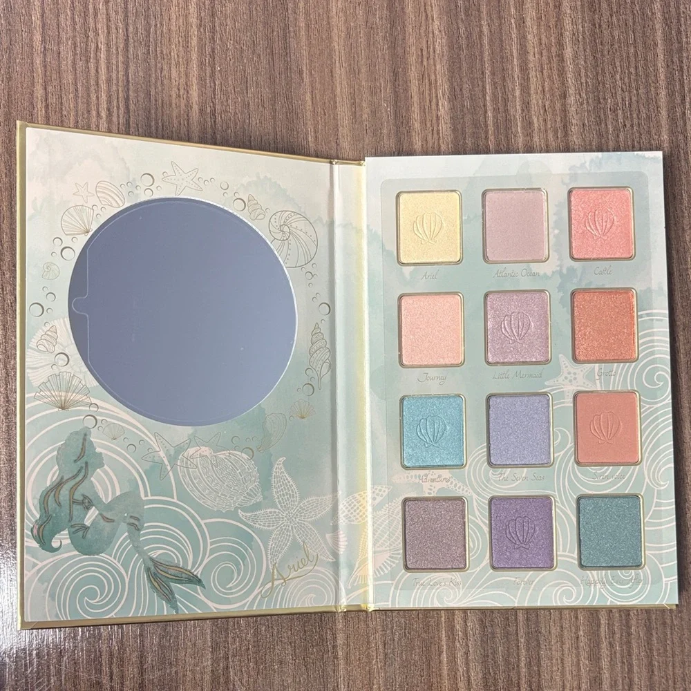 Disney Princess Ariel Eyeshadow Palette